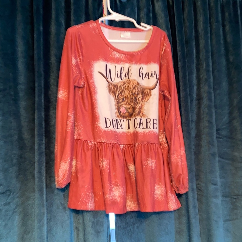 Girls 7/8 Red Long Sleeve Graphic Top